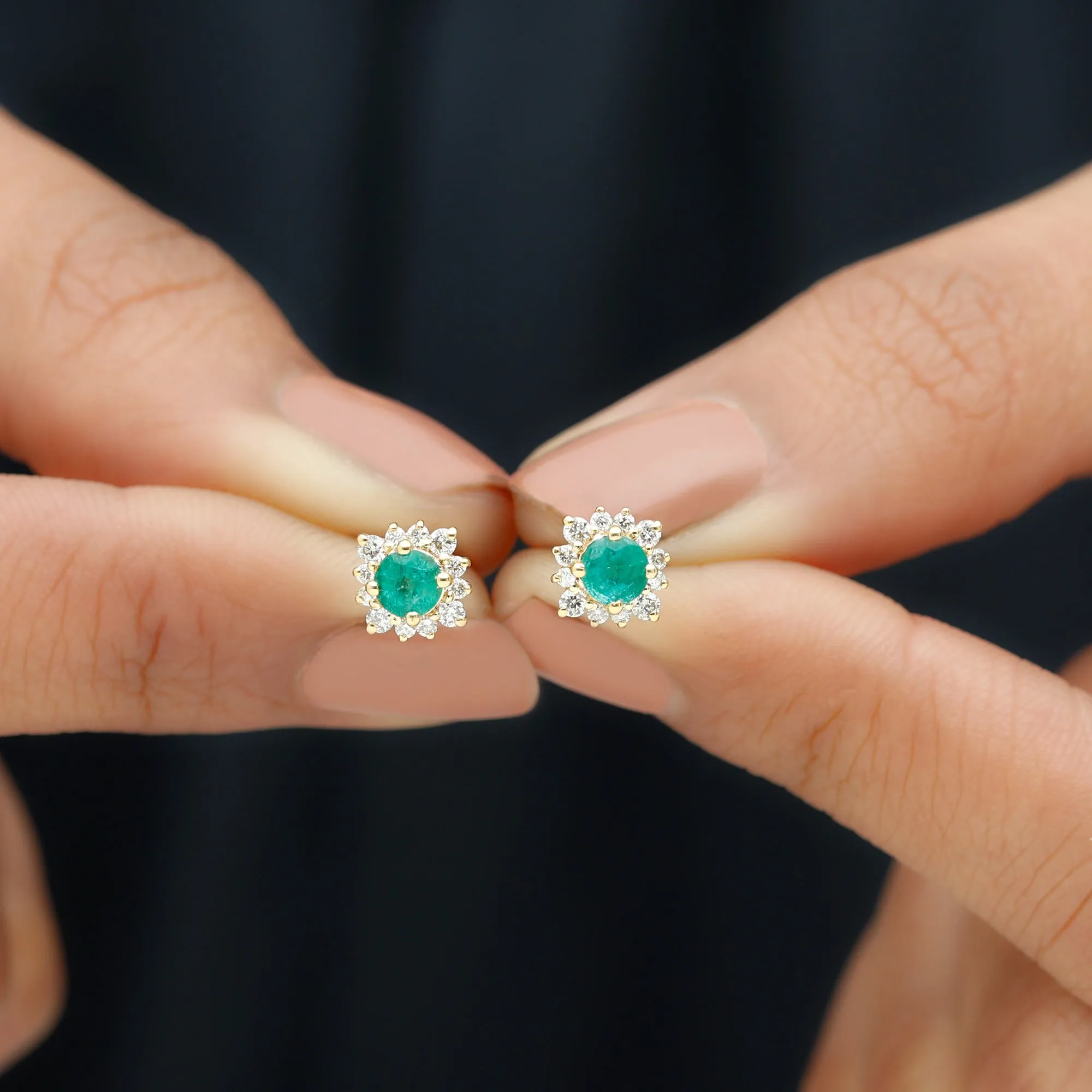 1 CT Emerald Classic Stud Earrings with Diamond Halo