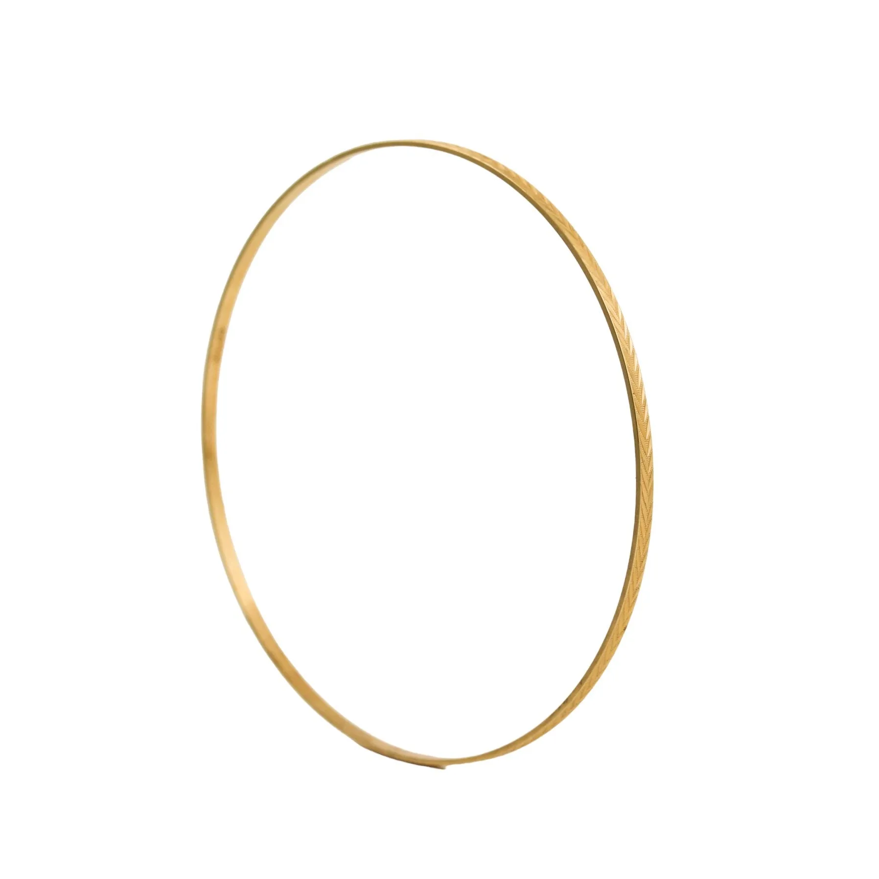 10k Gold x Chevron-Patterned Bangle