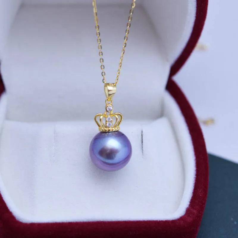 11-12mm Freshwater Pearl & Crown Pendant Necklace