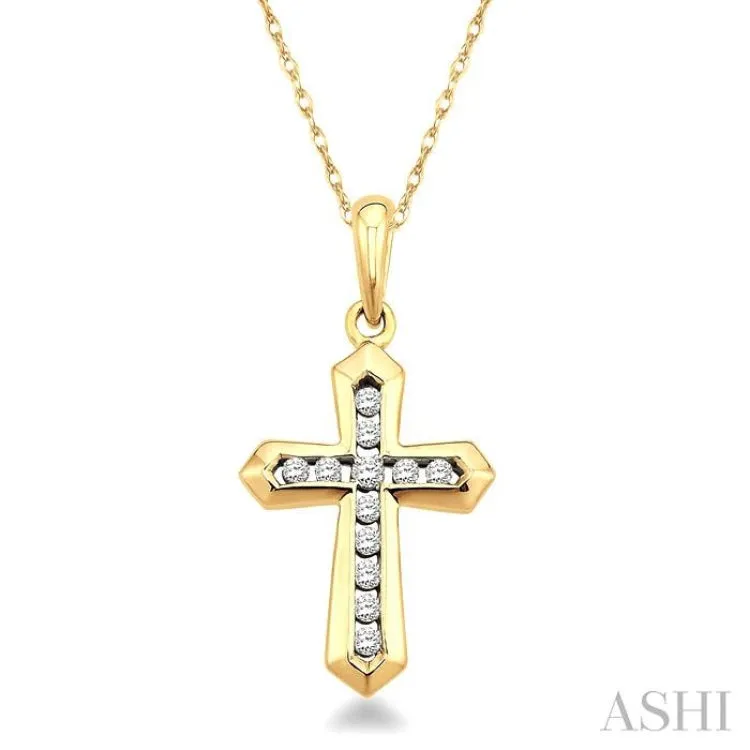 1/10 Ctw Round Cut Diamond Cross Pendant in 10K Yellow Gold with Chain