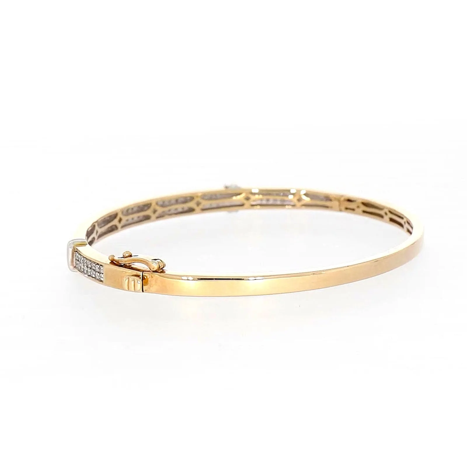 9ct Yellow Gold Round Brilliant Cut with 1 CARAT tw of Diamonds Bangle