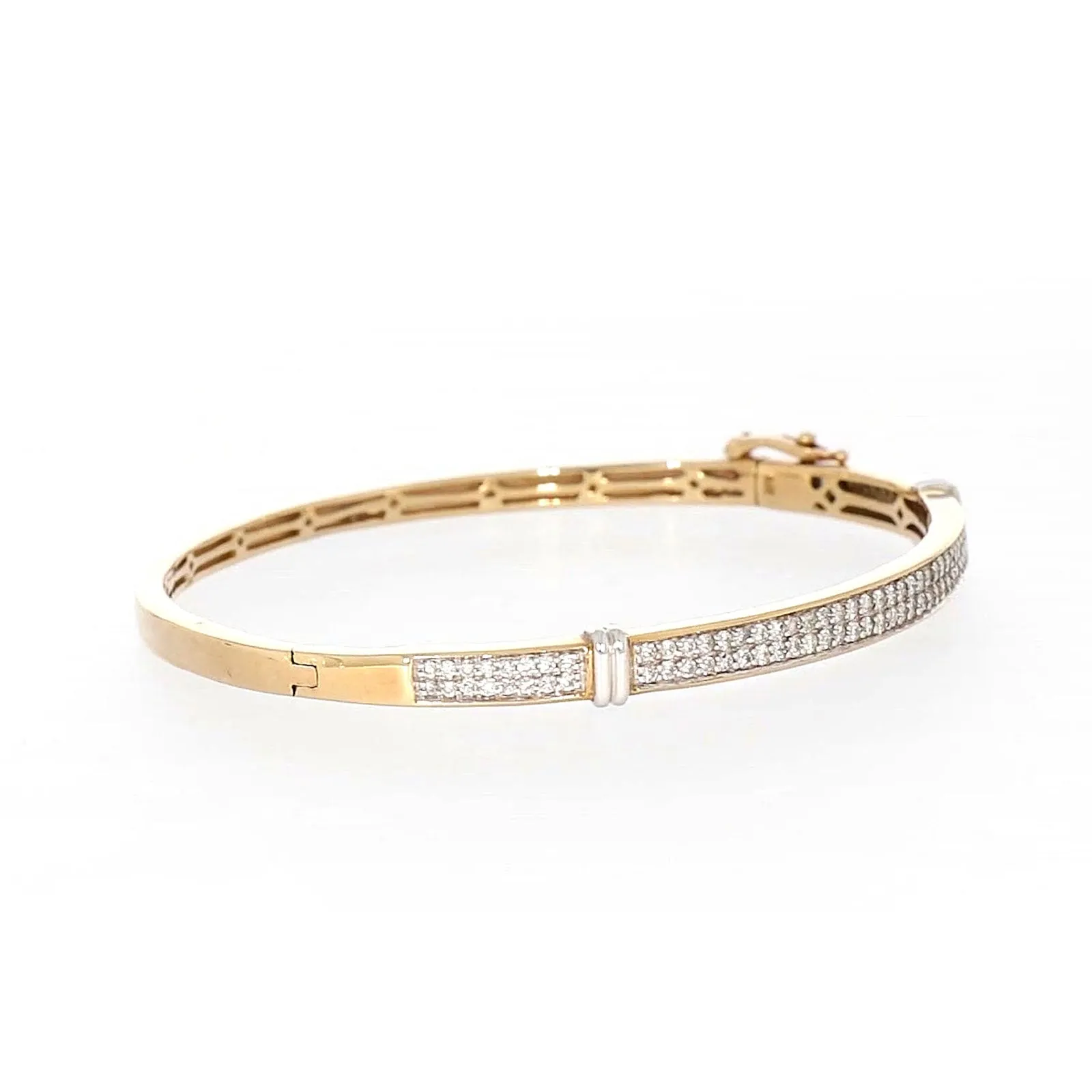 9ct Yellow Gold Round Brilliant Cut with 1 CARAT tw of Diamonds Bangle