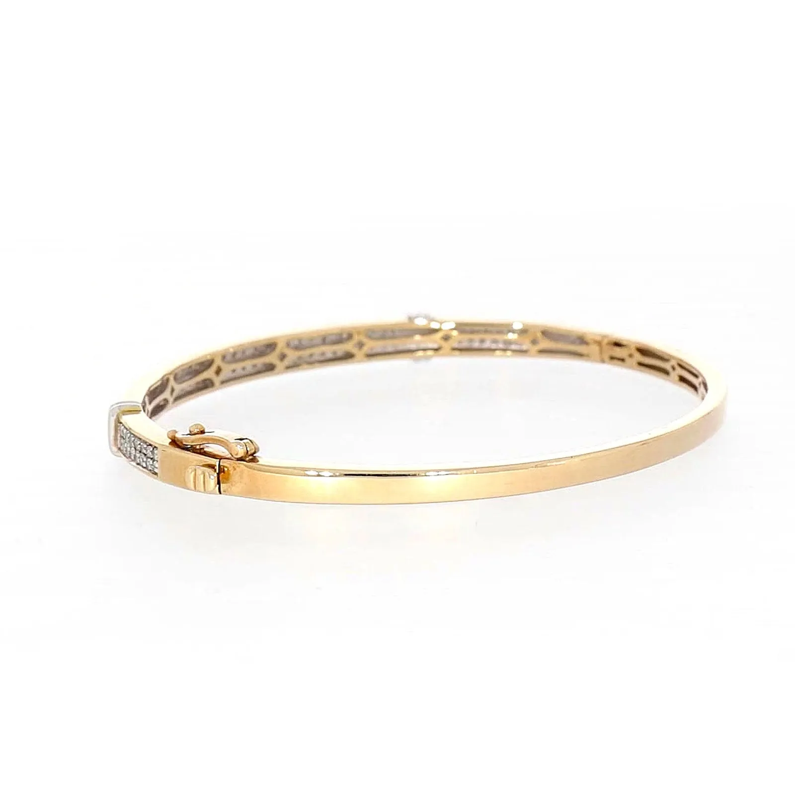 9ct Yellow Gold Round Brilliant Cut with 1 CARAT tw of Diamonds Bangle