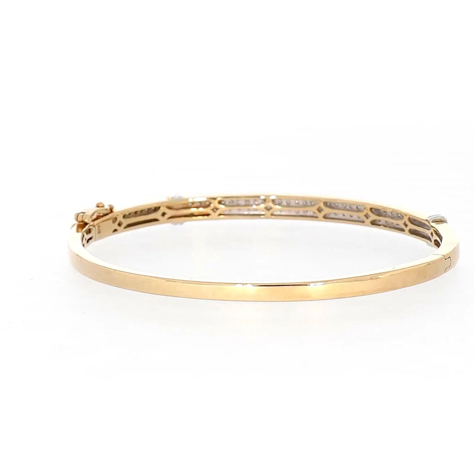 9ct Yellow Gold Round Brilliant Cut with 1 CARAT tw of Diamonds Bangle