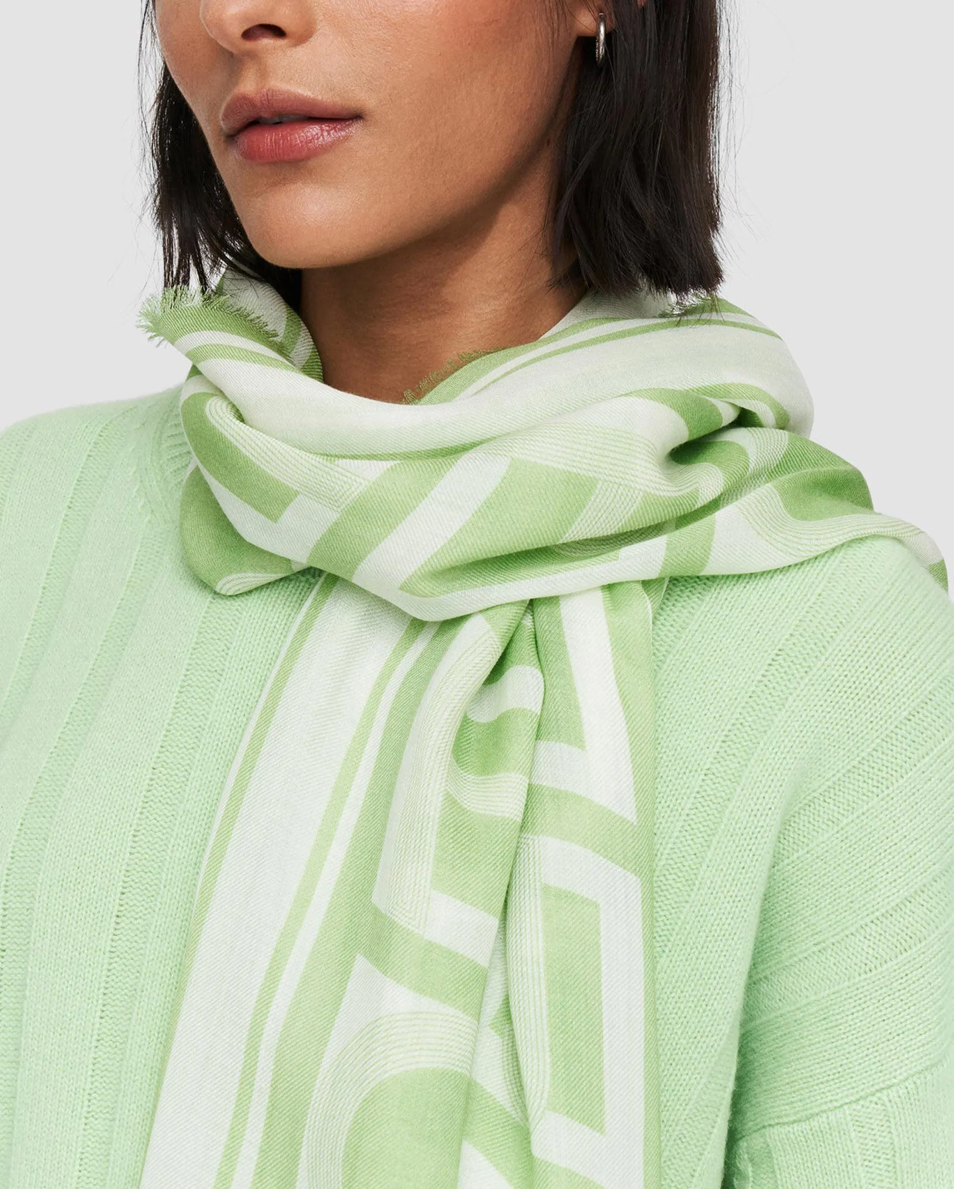 AGATHA SCARF ALPHABET PASHMINA / IVORY OLIVINE