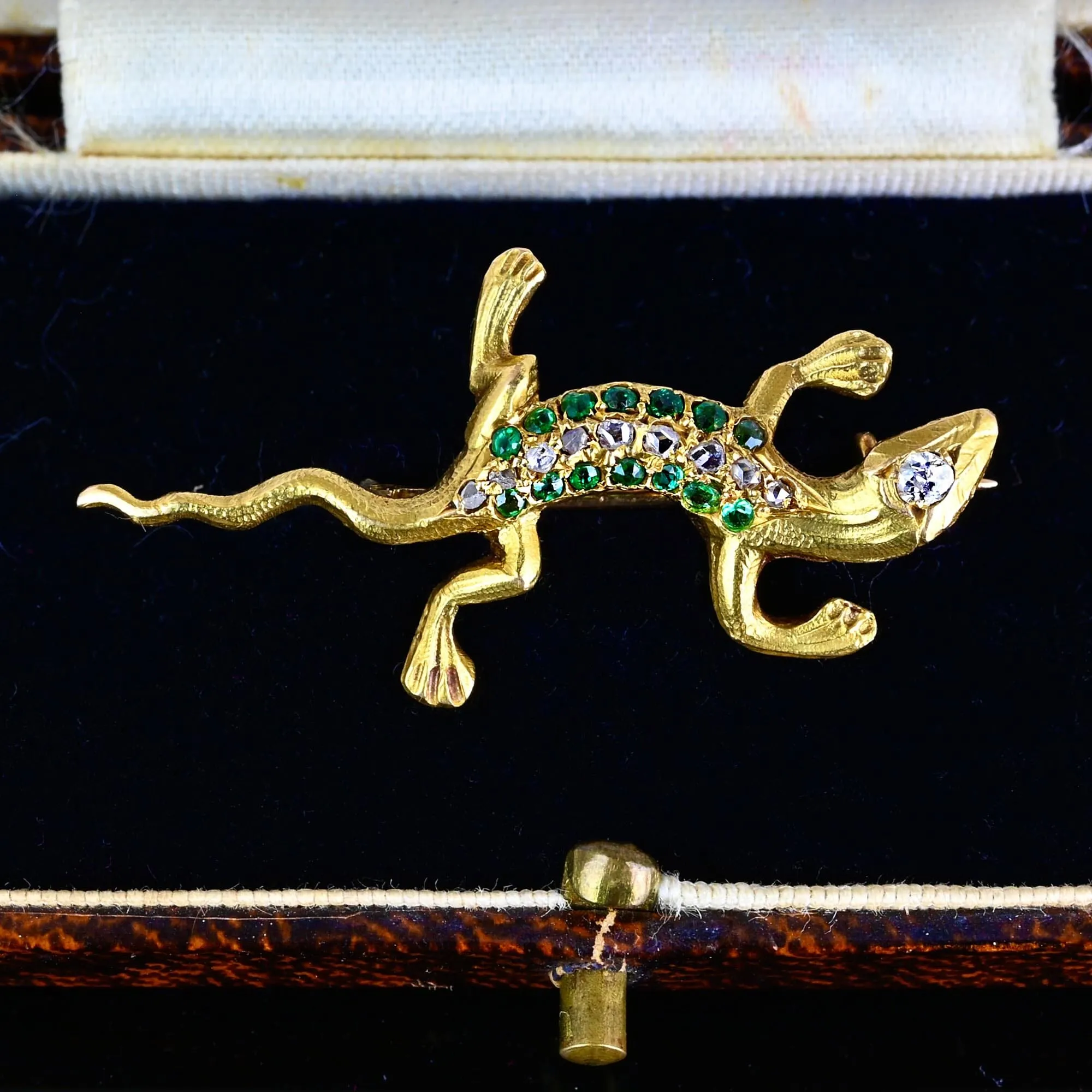 Antique Emerald & Rose Cut Diamond Salamander Brooch in 14K Gold