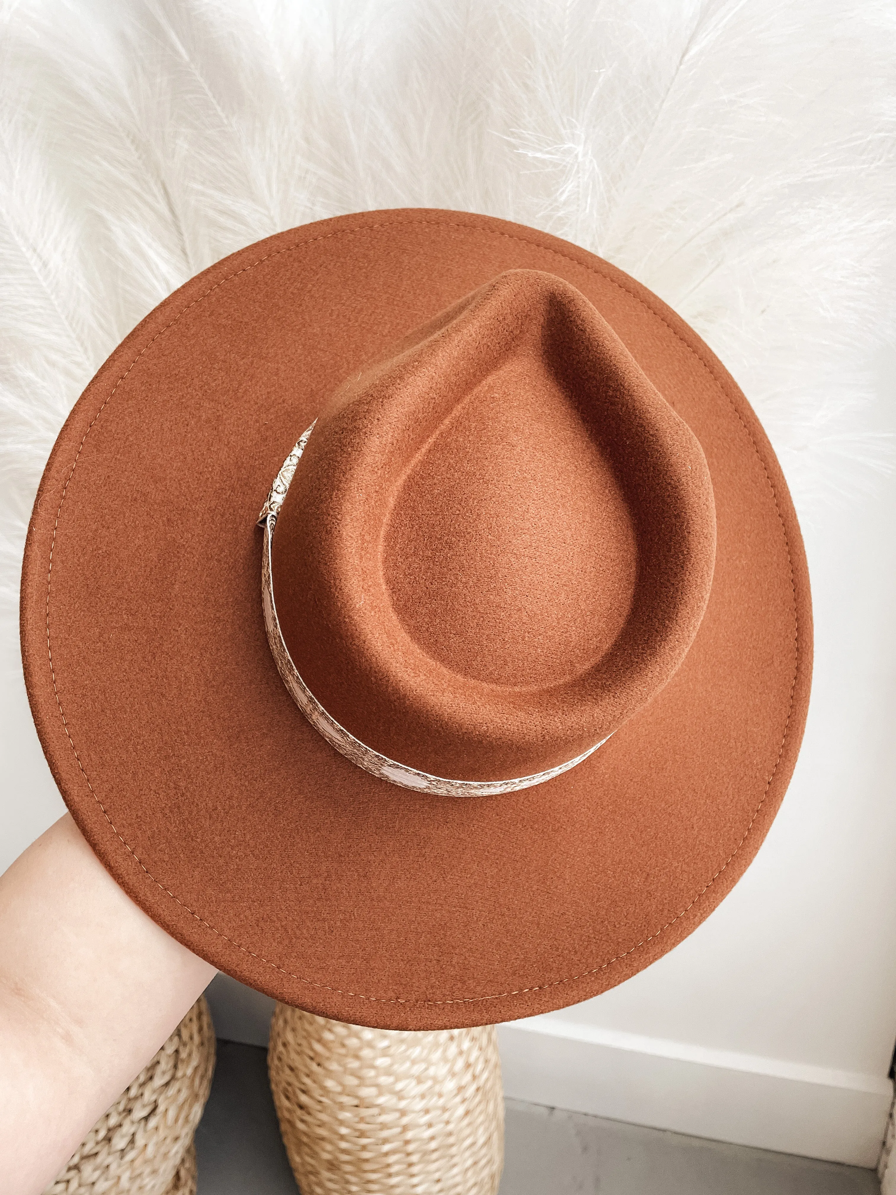 Aurabella Felt Wide Brim Rancher (Rust)