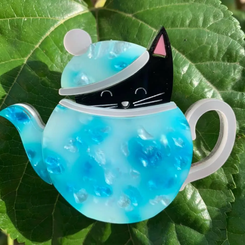 Blue Tea pot- Brooch