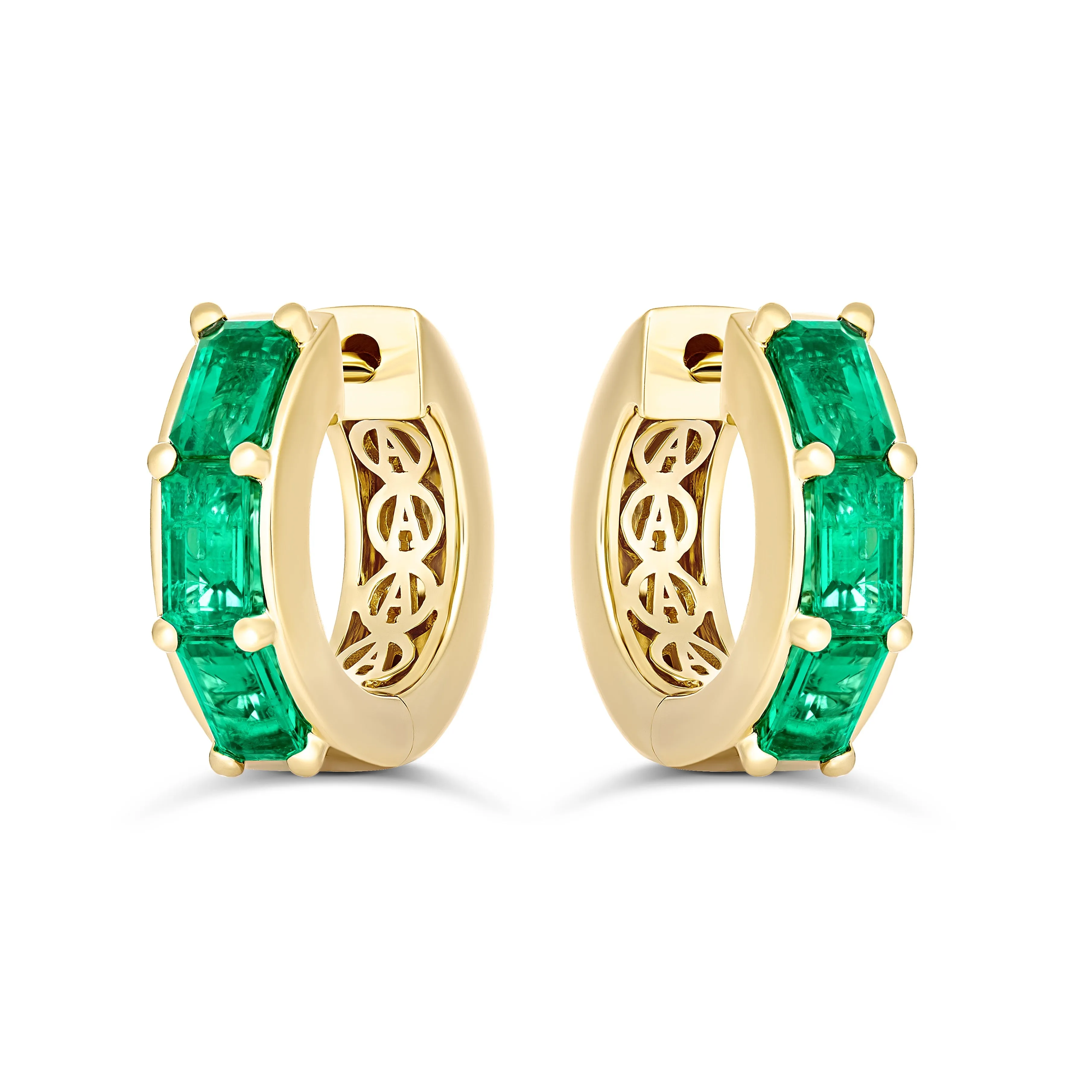 Capri Dreaming® Emerald Gemstone Large Huggies | 18K Yellow Gold