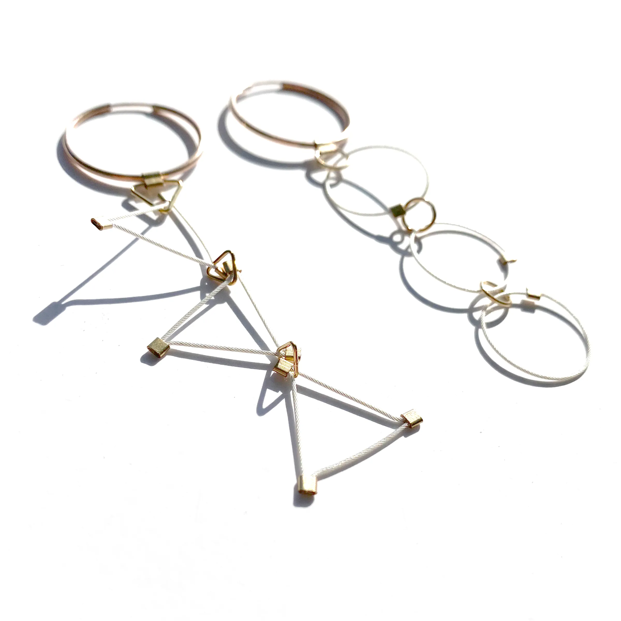 Descending Shape Hoop Earrings