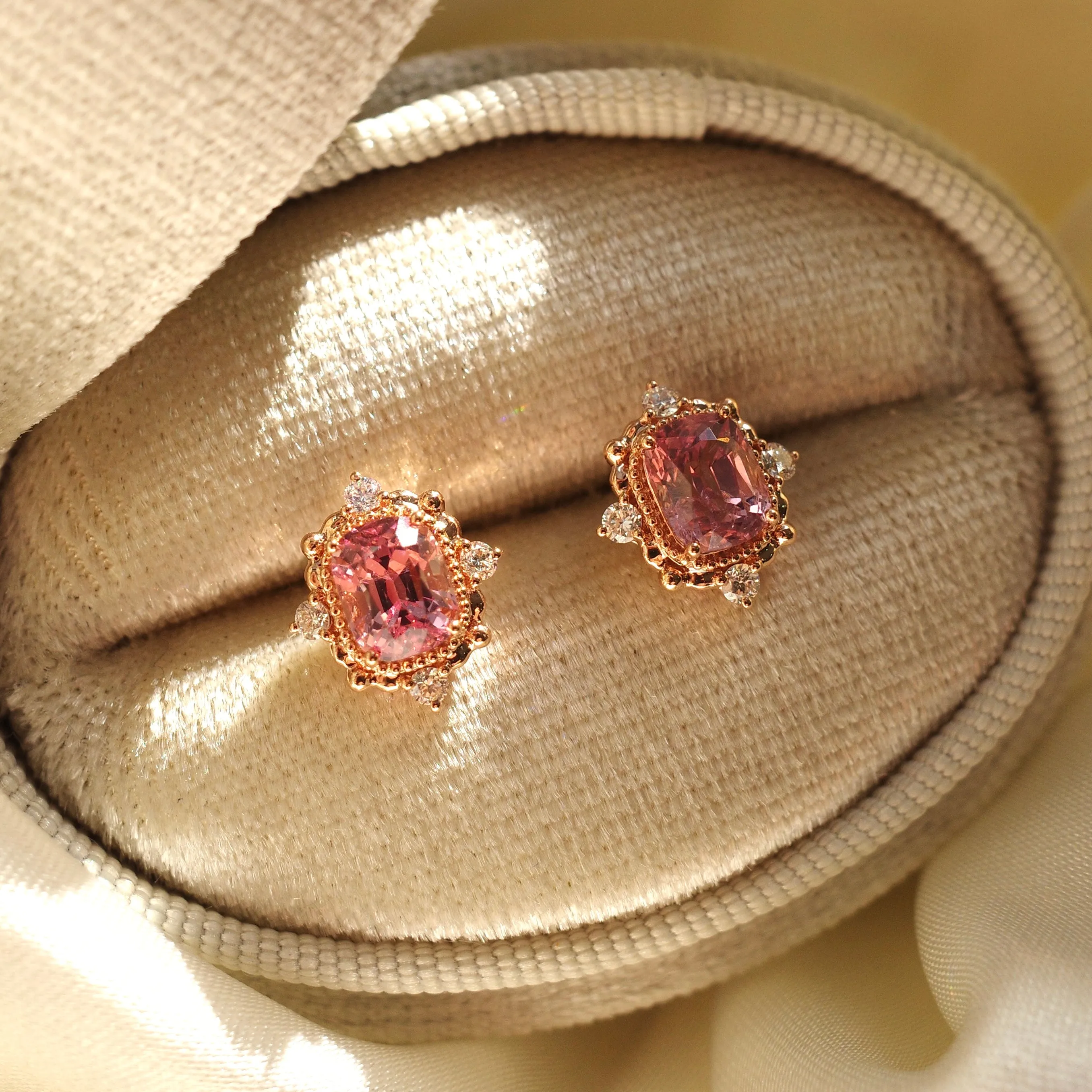 ELEANOR EARRINGS・14K ROSE GOLD SPINEL & DIAMOND EARRING