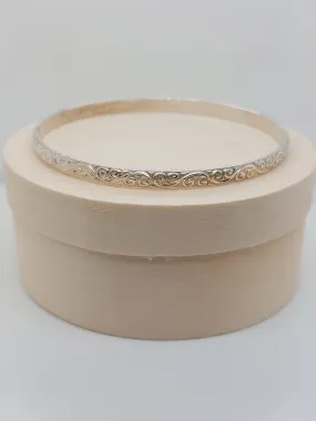 Embosed Bangle