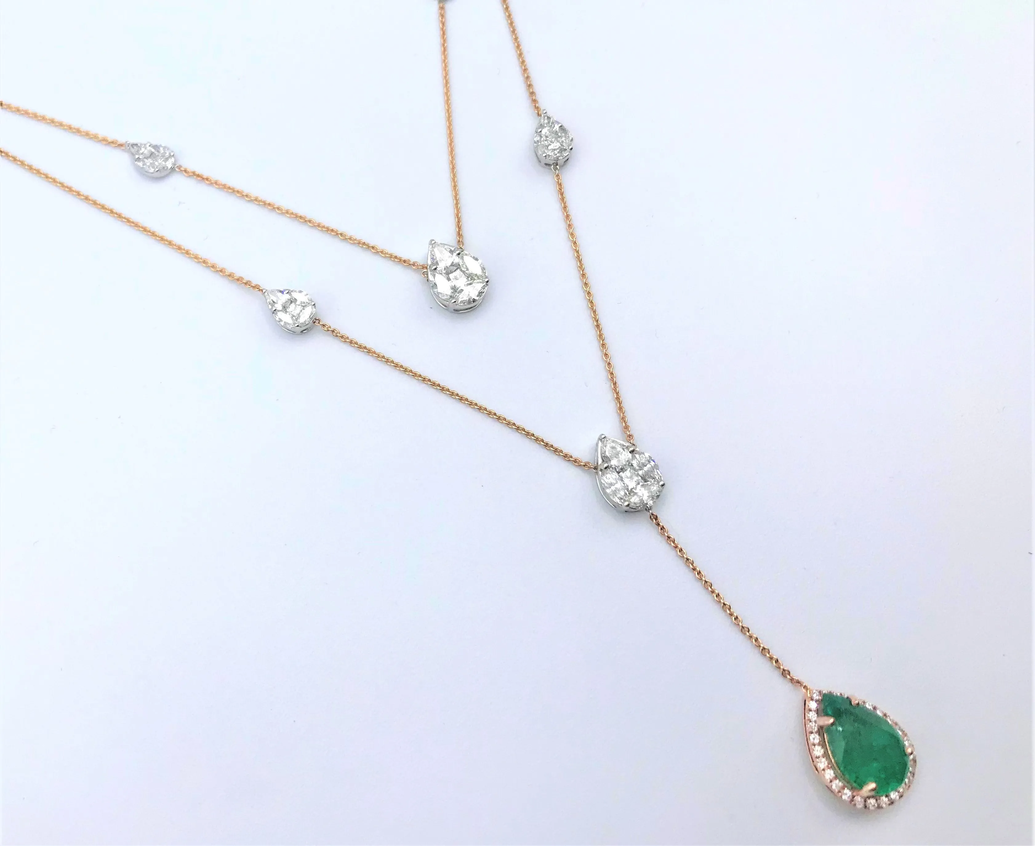 EMERALD DIAMOND MASTER PIECE NECKLACE