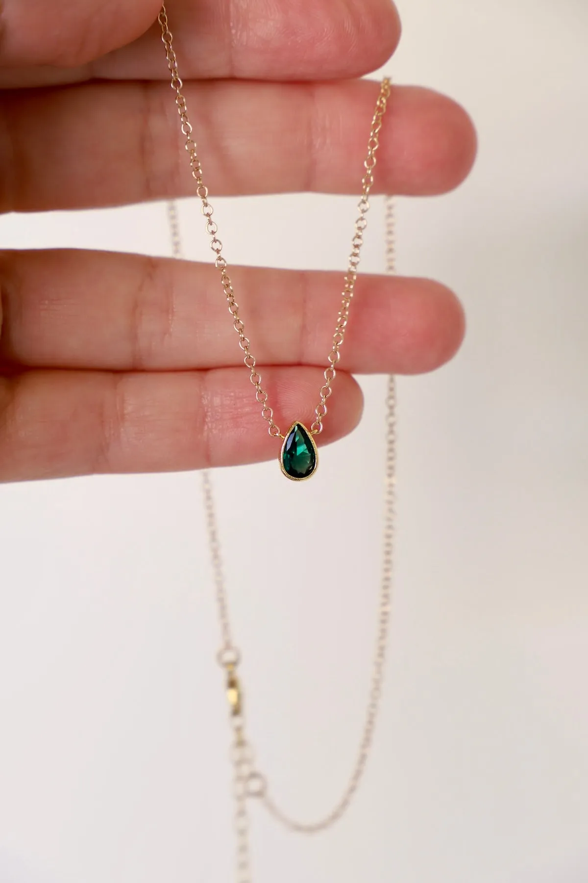 EMERALD PEAR DROP NECKLACE