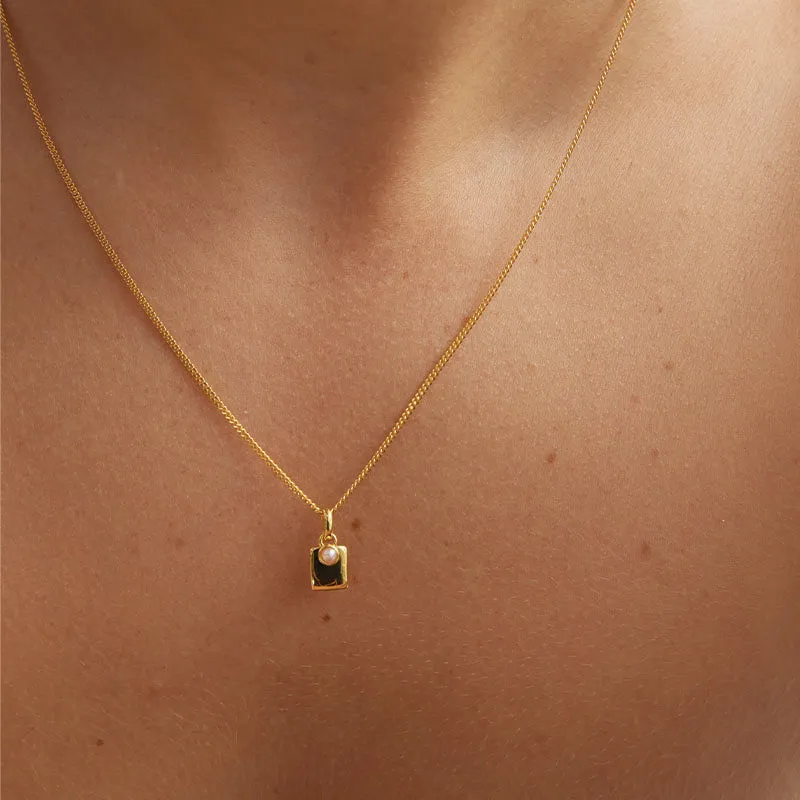 ENGRAVABLE CITRINE BIRTHSTONE NECKLACE (NOVEMBER)