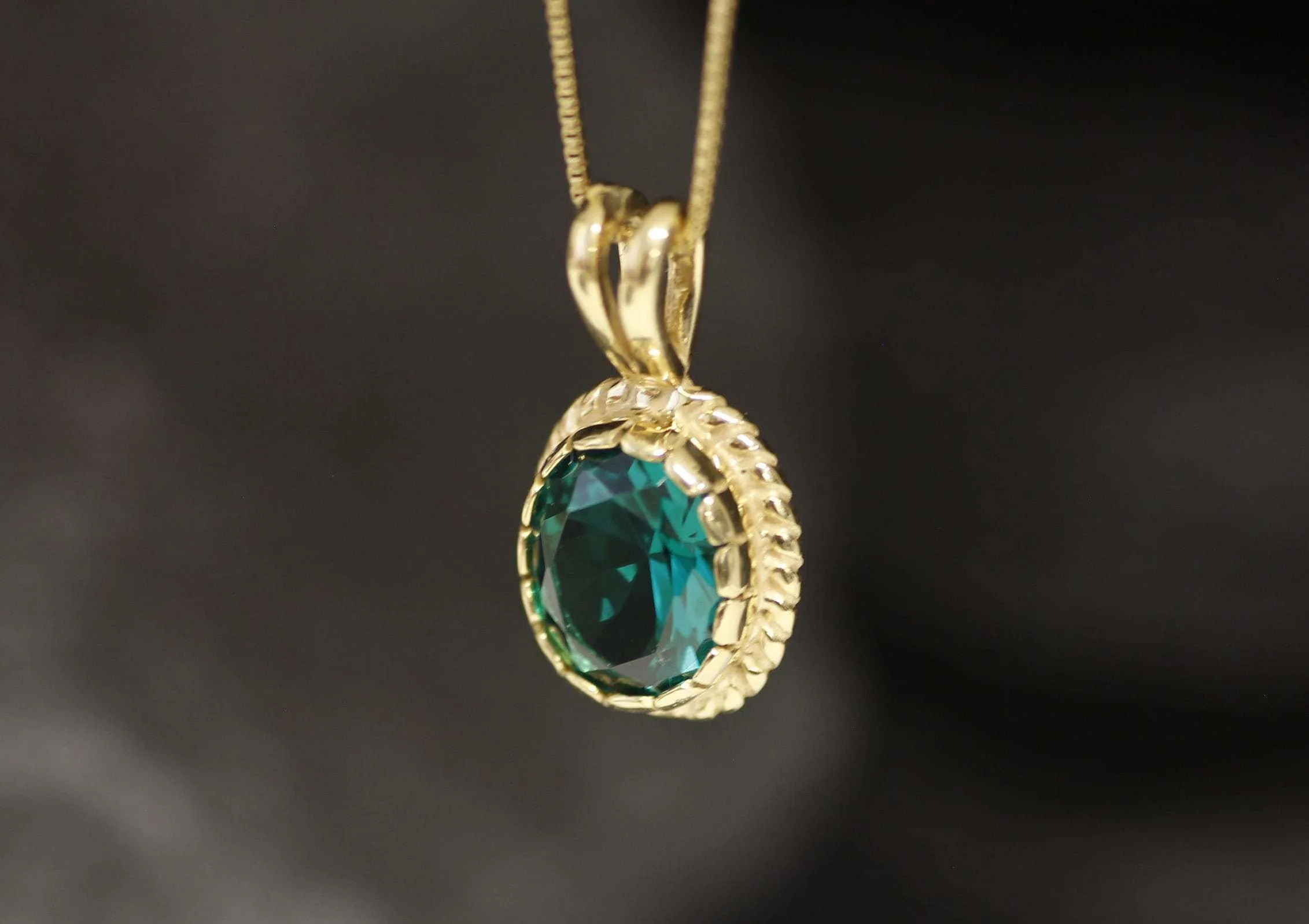 Gold Emerald Pendant - Green Emerald Necklace, Vintage Emerald Pendant