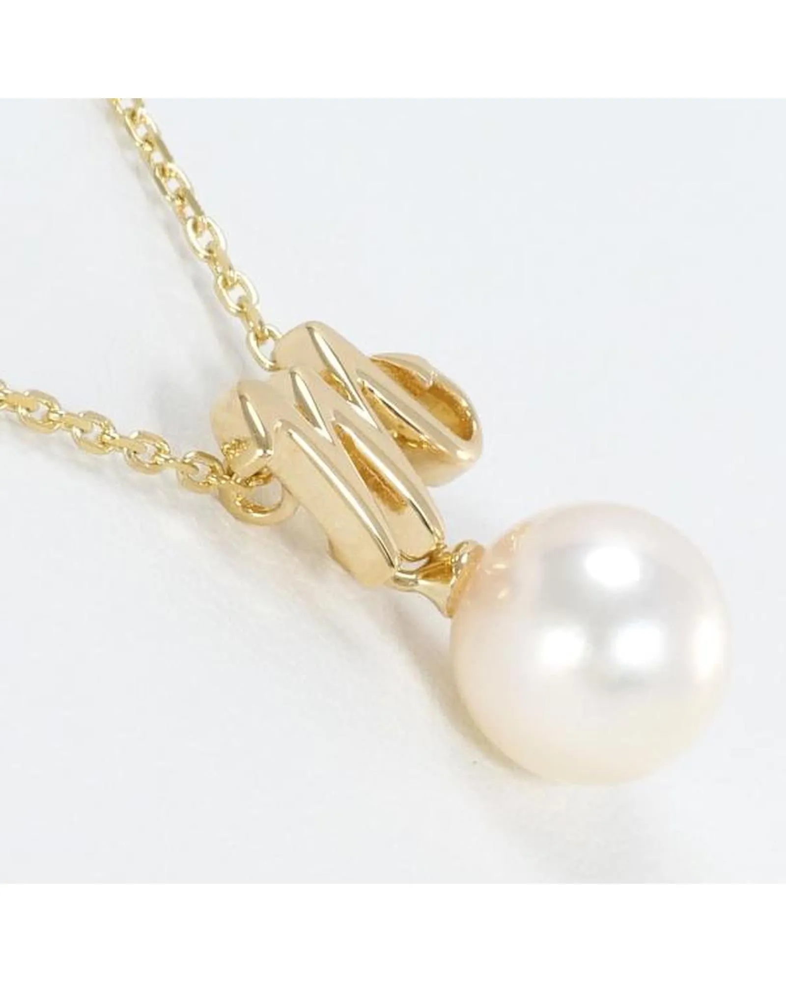 Gold Pearl Necklace with Authenticity Certificate - Pre-Owned Luxury Brand