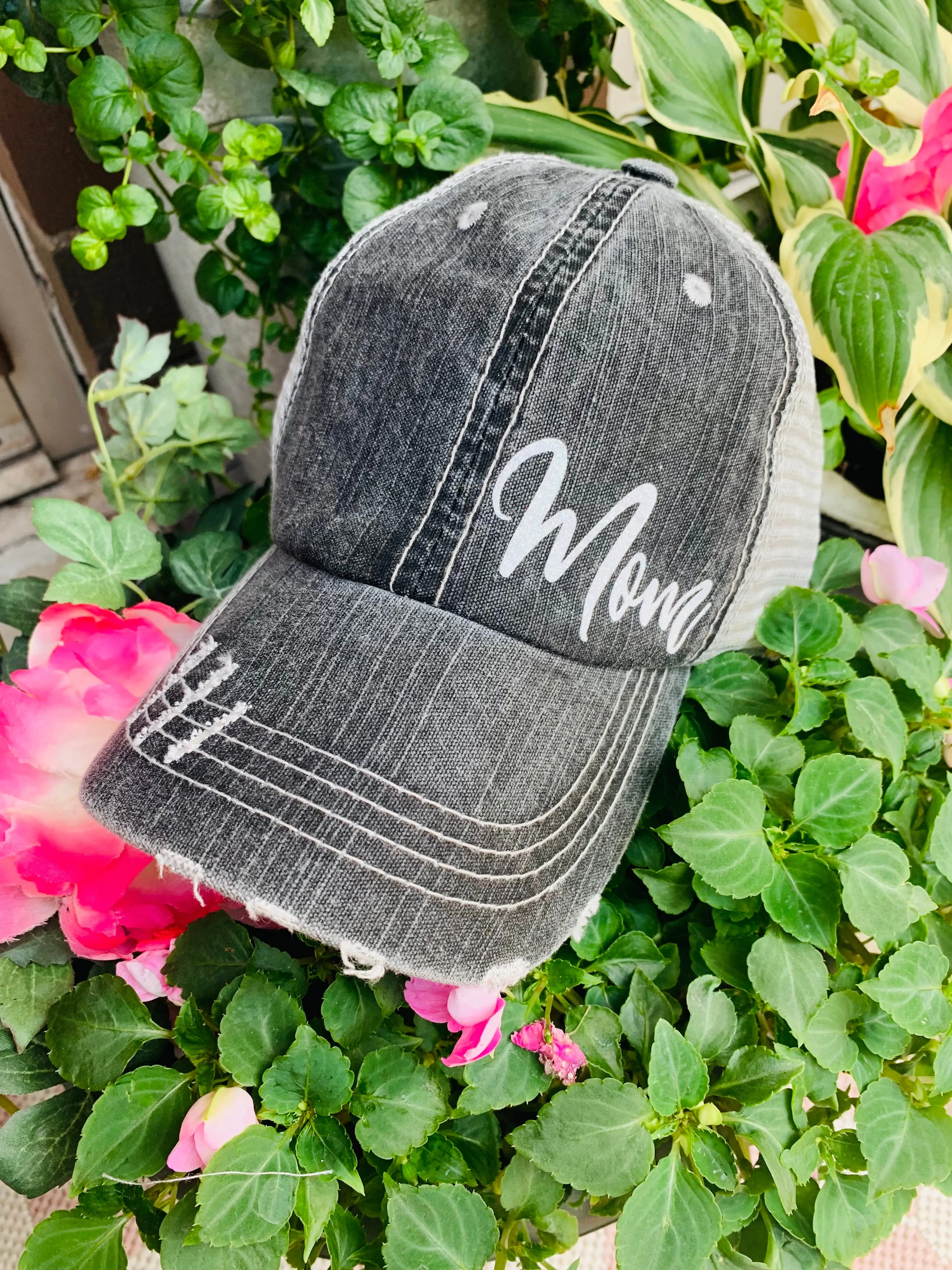 Hats blank. Distressed vintage trucker hat with adjustable. Gray. Leopard.