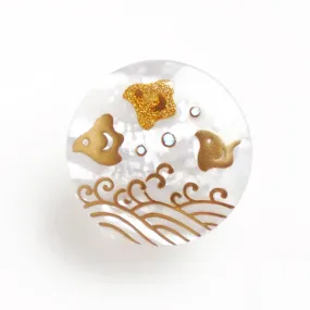 Maki-e Urushi Lacquer Brooch - White South Sea Pearl Shell / Waves and Plover -, Traditional Japanese Urushi Lacquer Jewelry