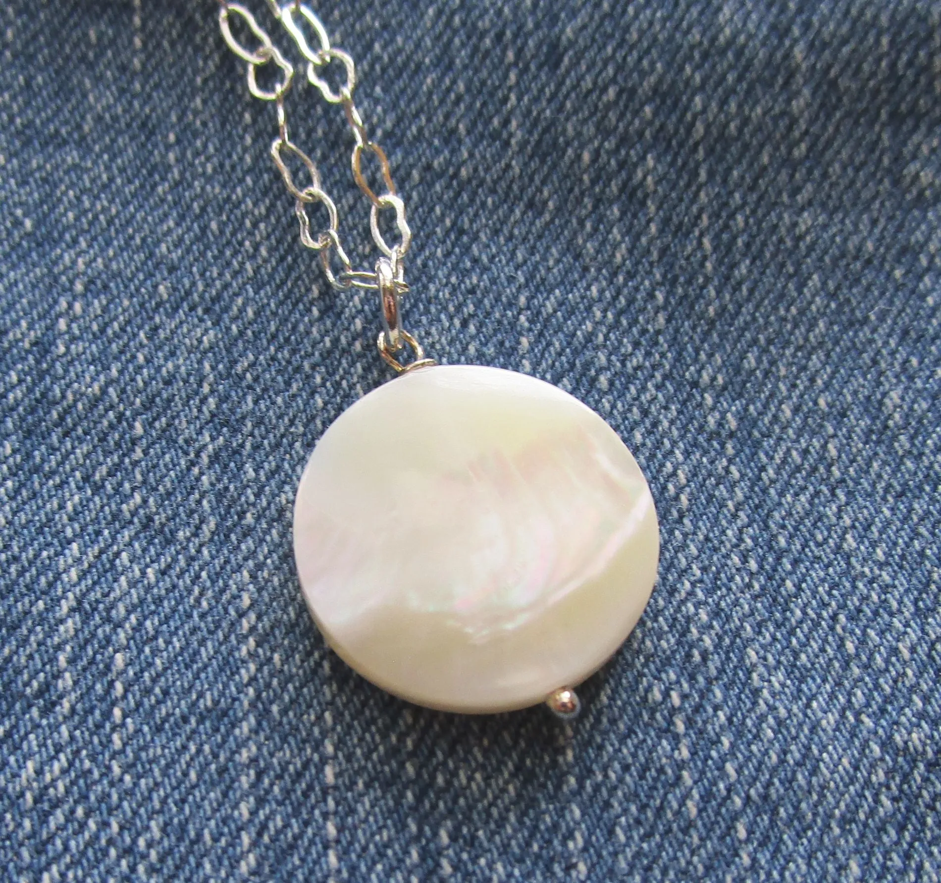 Mother of Pearl Natural Iridescent Shell Pendant Necklace