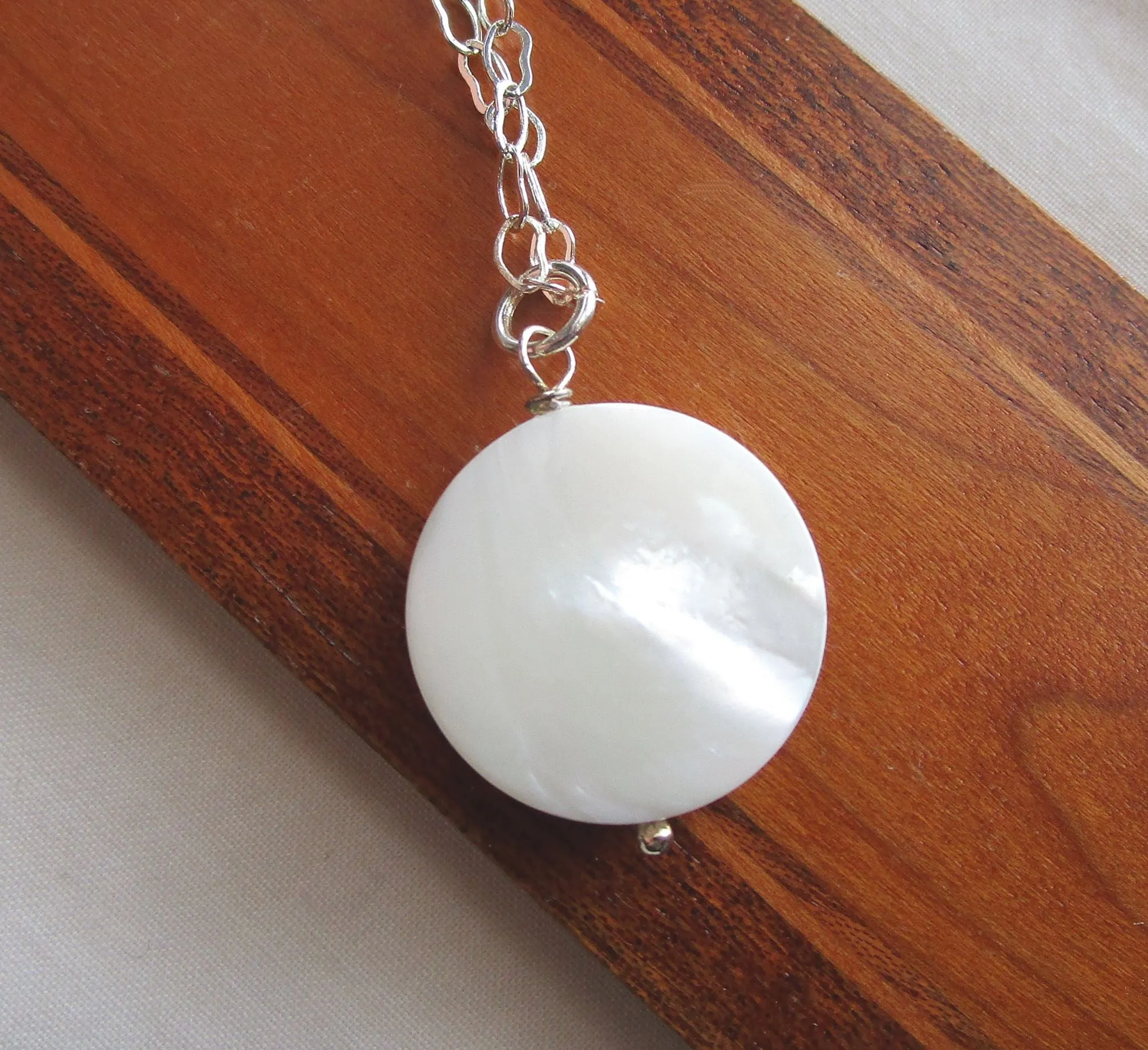 Mother of Pearl Natural Iridescent Shell Pendant Necklace