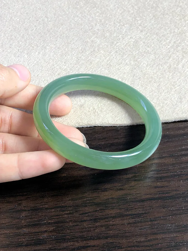 Natural Jade Bangle Nephrite Bangle Internal Diameter 54.1mm NBE020