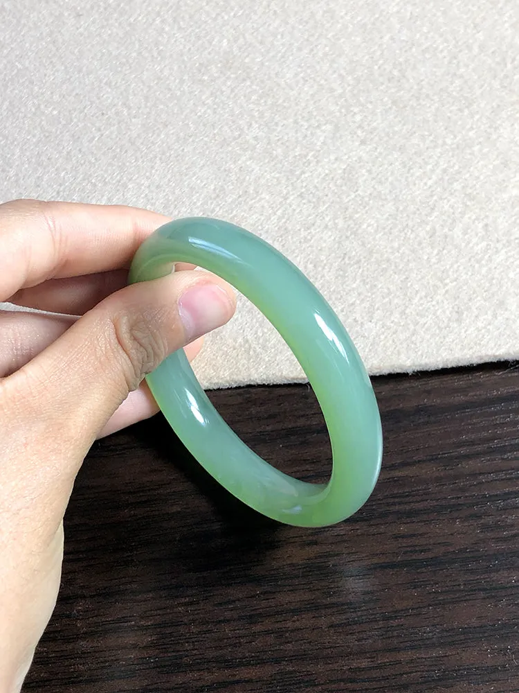 Natural Jade Bangle Nephrite Bangle Internal Diameter 54.1mm NBE020