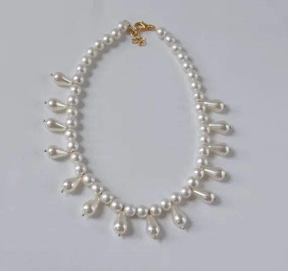 Pearl Dangle Necklace with Teardrops