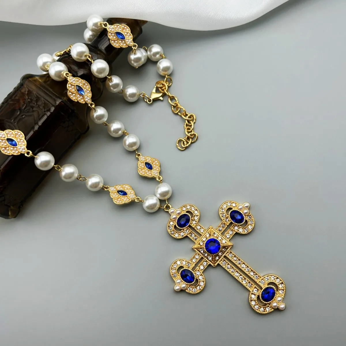 Pre Order:  Retro Diamond Inlaid Cross Pendant Pearl Necklace