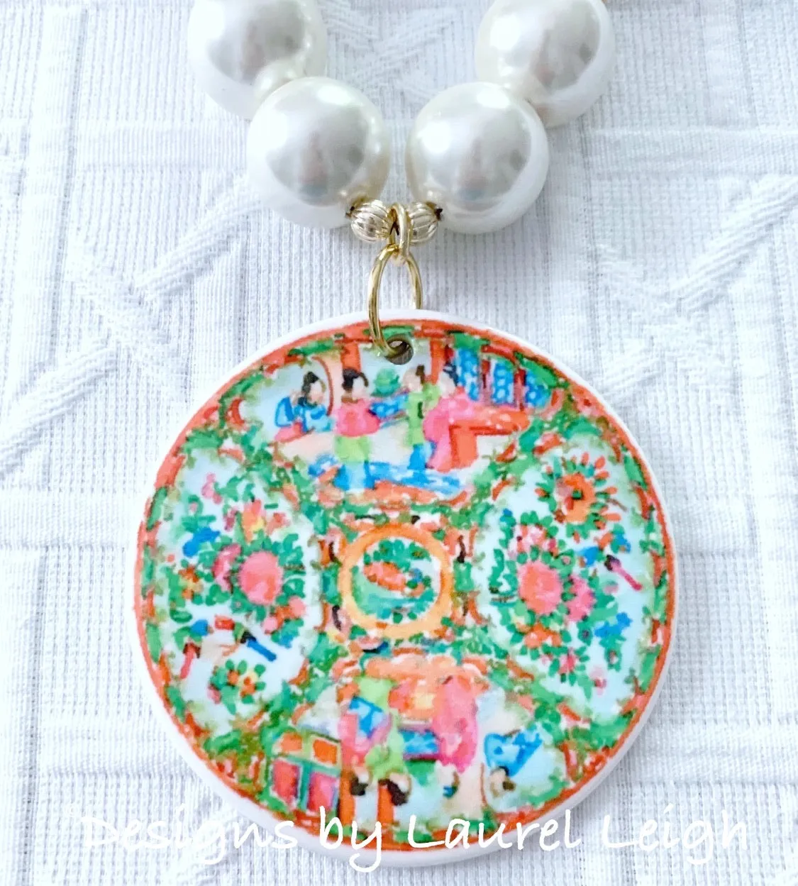 Rose Medallion Chinoiserie Pendant Necklace - Chunky Pearls