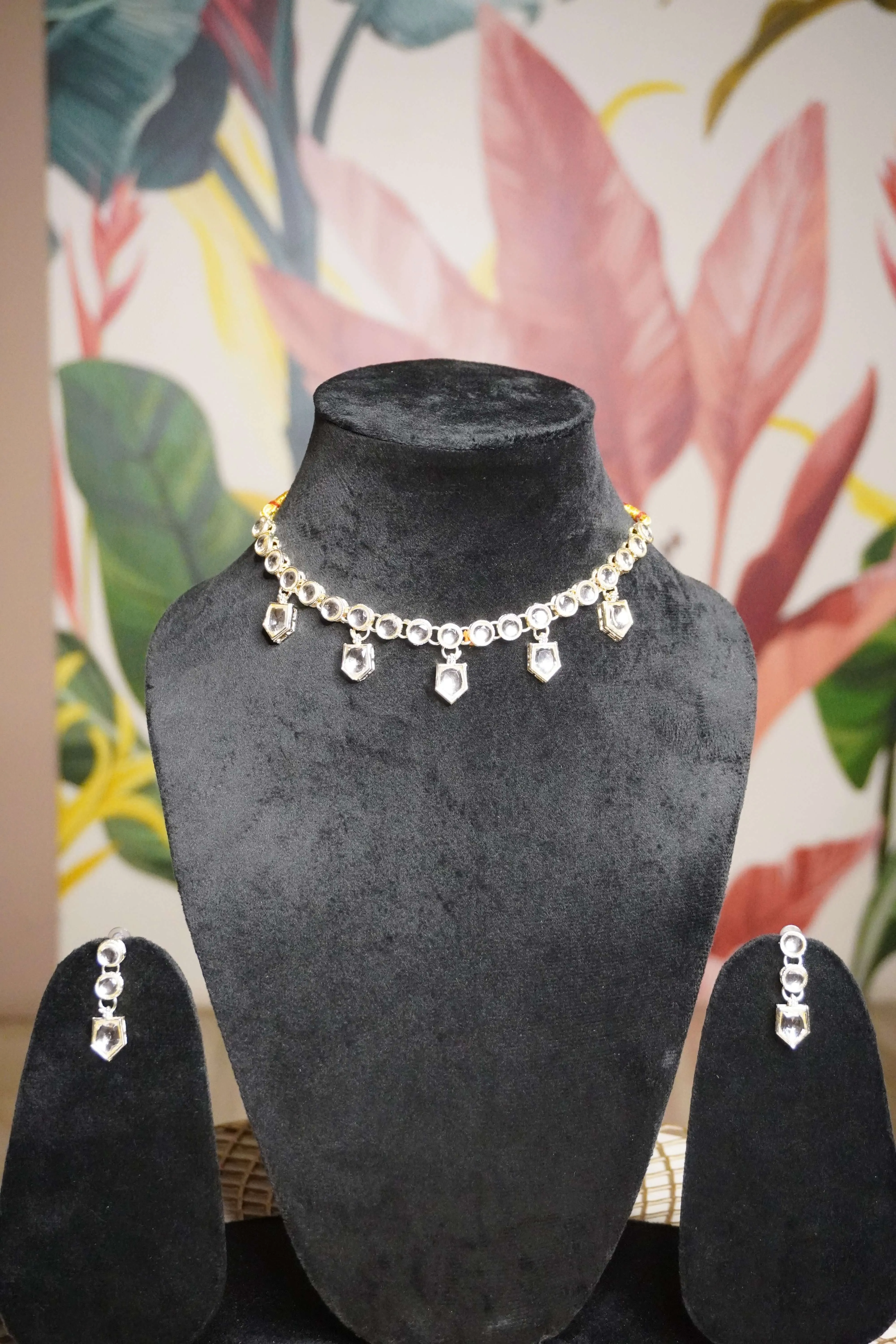 Silver Colour Kundan Necklace with Earring