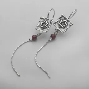 Star of David & Red Gemstone Earrings 2mm