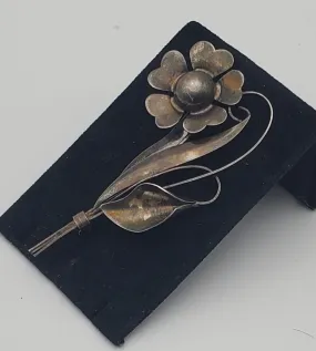 Truart - Vintage Sterling Silver Three-Dimensional Floral Bouquet Brooch