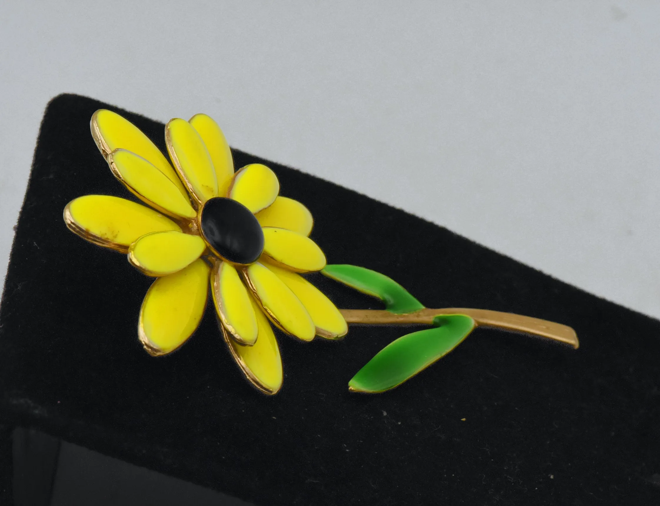 Vintage Gold Tone Yellow Enamel Flower Brooch